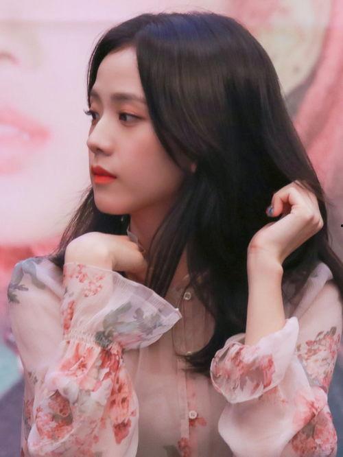 金智秀爆料谈恋爱视频大全,甜蜜瞬间大盘点  第2张